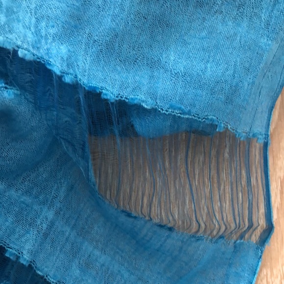 Handmade Luxury Transparent Oversized Fringe Shawl. Beautiful Adriatic color - Picture 7 of 9